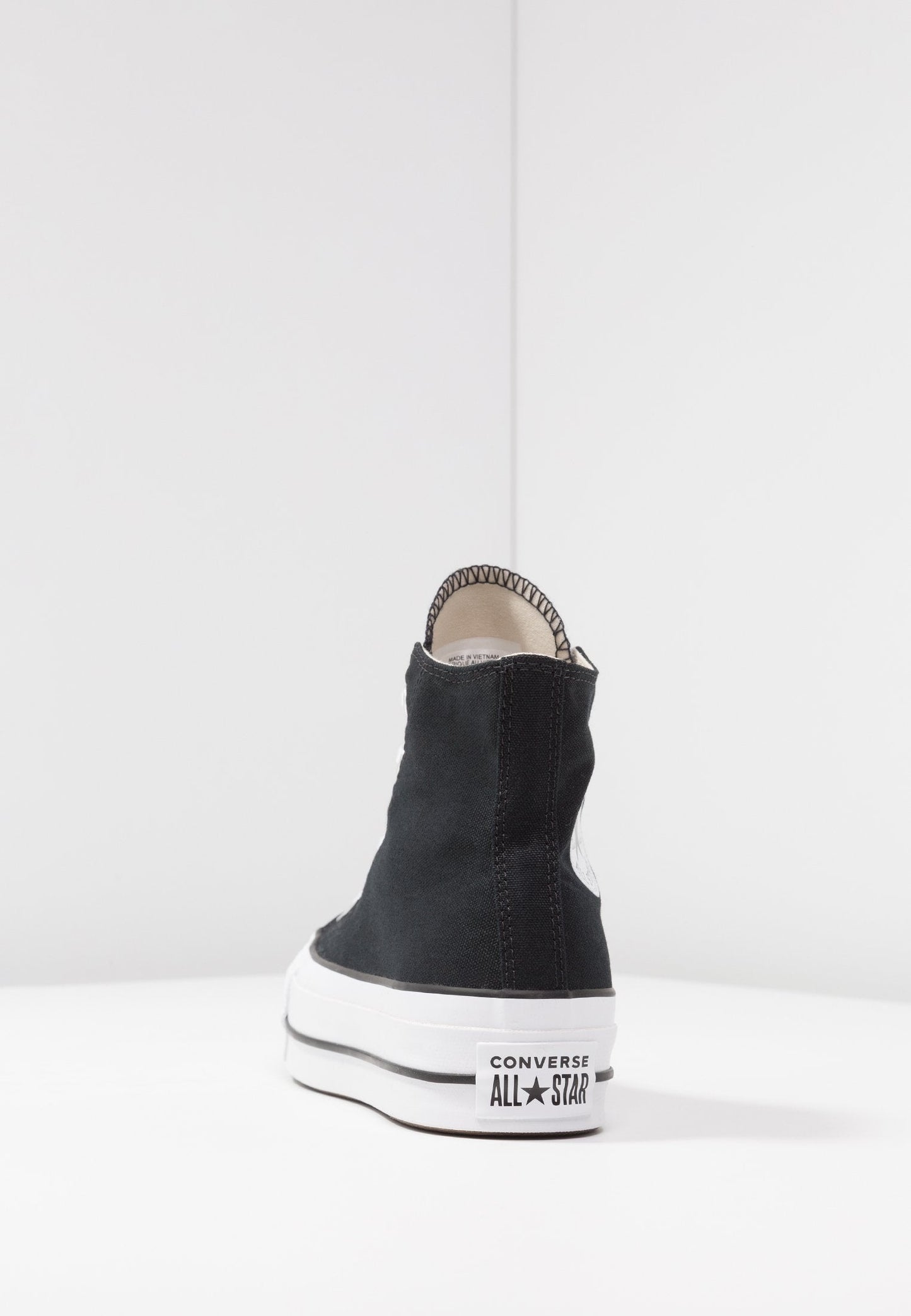 Chucks - All Star Negra All-black
